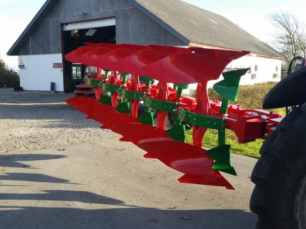 Unia jordbearbejdning