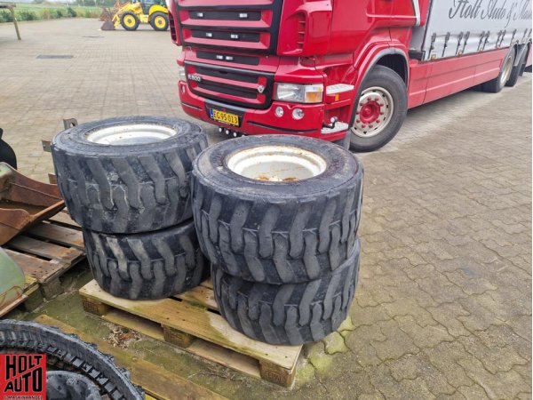 Brugt Komplet SKD hjulst 31x15,50x15