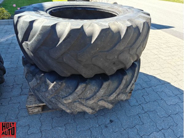 Brugte Goodyear 440/80x28 d�k