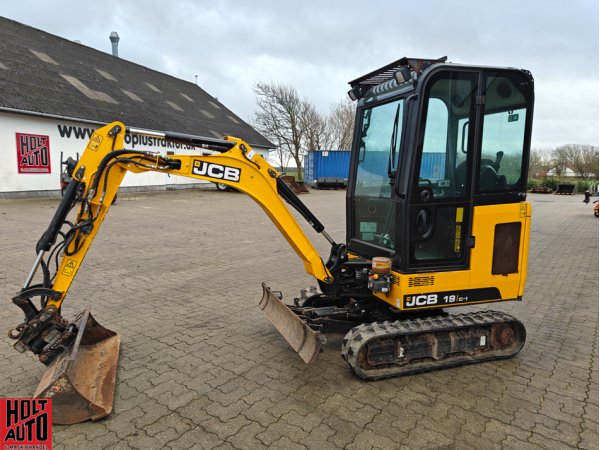 Brugt JCB 19 C-1 minigraver med centralsm�rring og Compact tilt 
