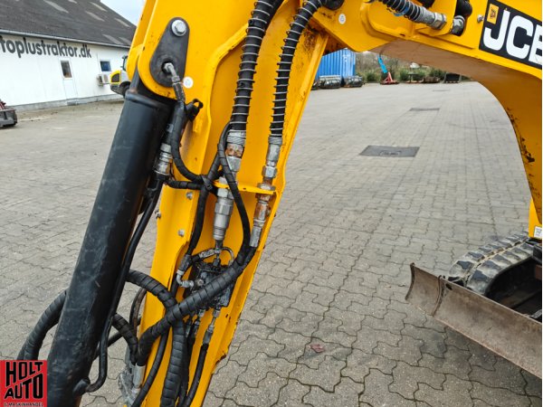 Brugt JCB 19 C-1 minigraver med centralsm�rring og Compact tilt 