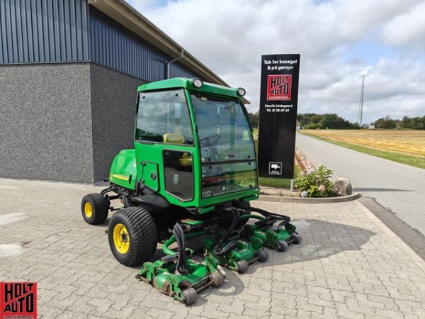 Brugt John Deere 3245 C Fairway
