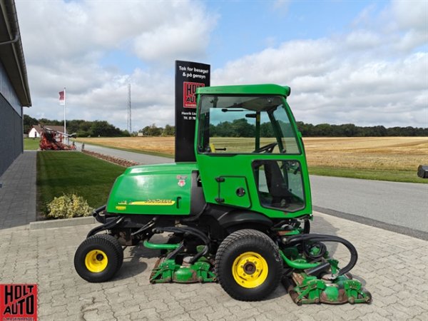 Brugt John Deere 3245 C Fairway
