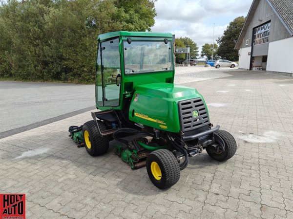 Brugt John Deere 3245 C Fairway
