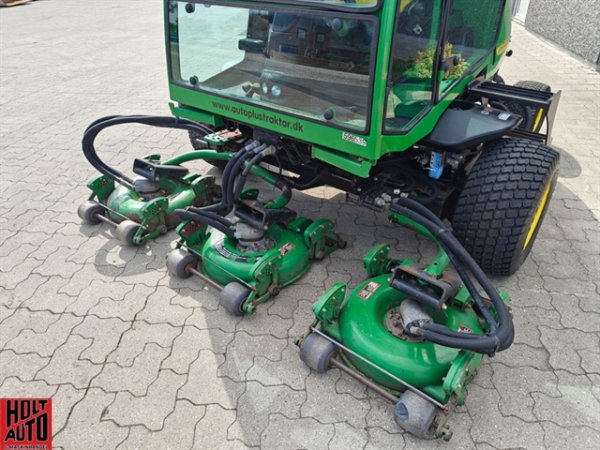 Brugt John Deere 3245 C Fairway