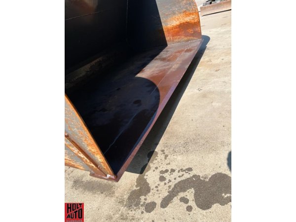 Brugt Kirk Kornskovl, 270 cm m. Volvo BM skifte