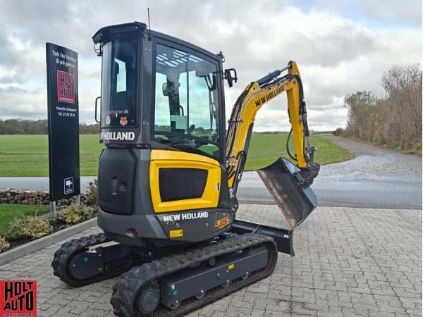 Nsten ny New Holland E25 D minigraver