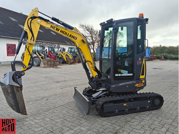 Nsten ny New Holland E25 D minigraver