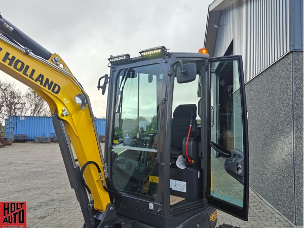 Nsten ny New Holland E25 D minigraver