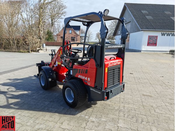 Demo Sch�ffer 2024S minil�sser