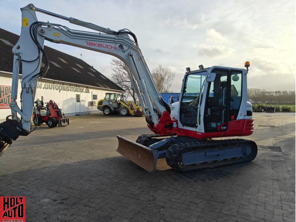 Brugt Takeuchi TB290 gravemaskine
