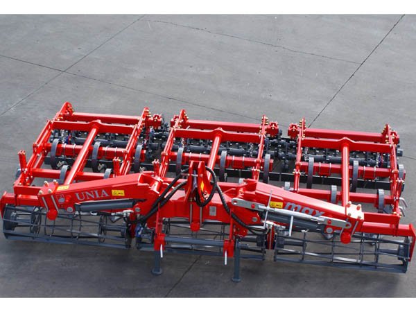 Unia jordbearbejdning