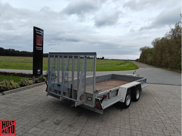 Brugt Variant 3518 M4 trailer