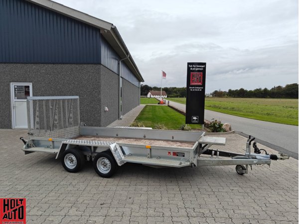 Brugt Variant 3518 M4 trailer