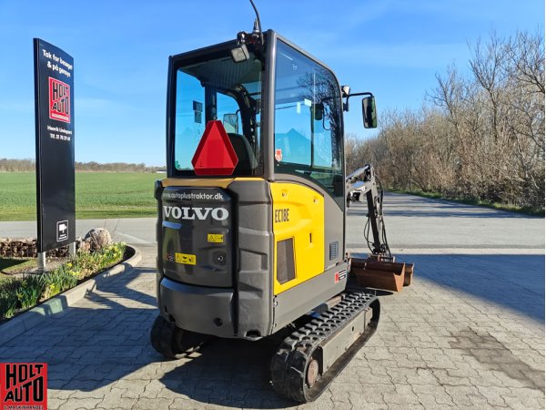 Brugt Volvo EC18E med tiltman og centralsm�rring 
