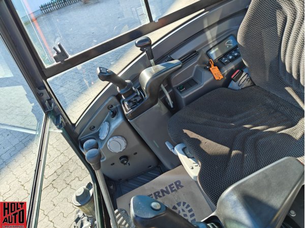 Brugt Volvo EC18E med tiltman og centralsm�rring 
