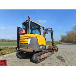 Brugt Volvo EC35C minigraver med Compacttilt.