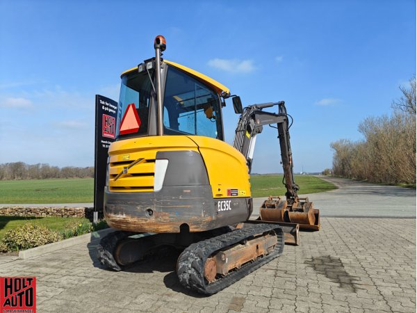 Brugt Volvo EC35C minigraver med Compacttilt.