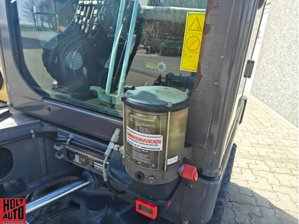 Brugt Volvo EC35C minigraver med Compacttilt.