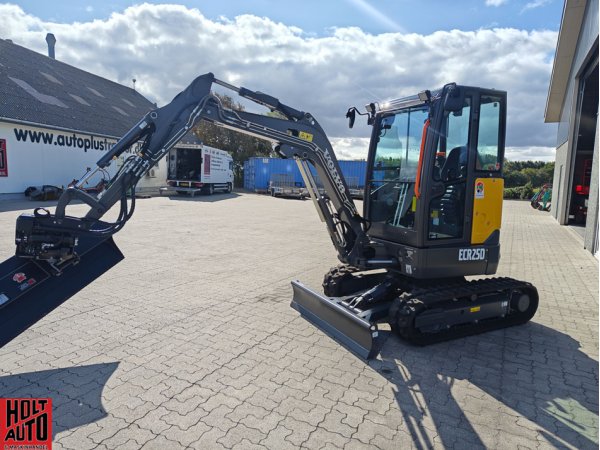 Fabriksny Volvo ECR25D minigraver