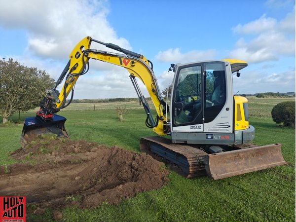 Brugt Wacker Neuson ET65 gravemaskine med Rototilt R2 
