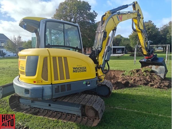 Brugt Wacker Neuson ET65 gravemaskine med Rototilt R2 