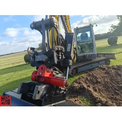 Brugt Wacker Neuson ET65 gravemaskine med Rototilt R2 