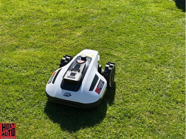 Yuka Mini 600 RTK Robotplneklipper 