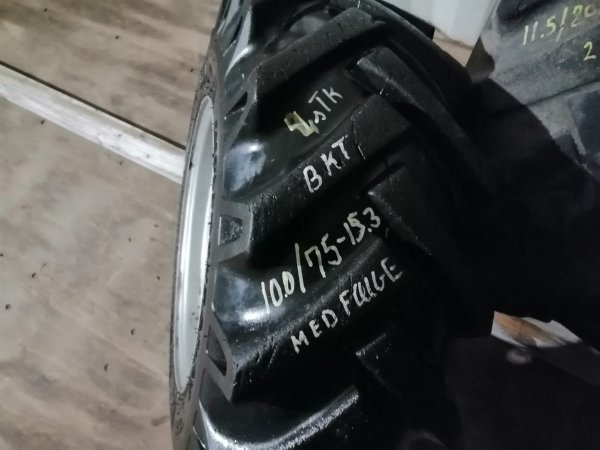 Brugt BKT 10.0-75-15.3 med flg 6 huls nav 
