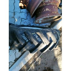 Brugt BKT 7.00-12 med flg 5 huls nav 