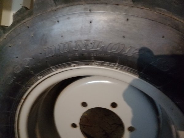 Nyt Dunlop 15.5-55x18 med flg