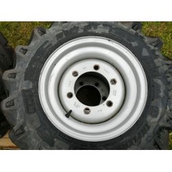 Brugte komplette BKT hjul 10.0/75-15.3