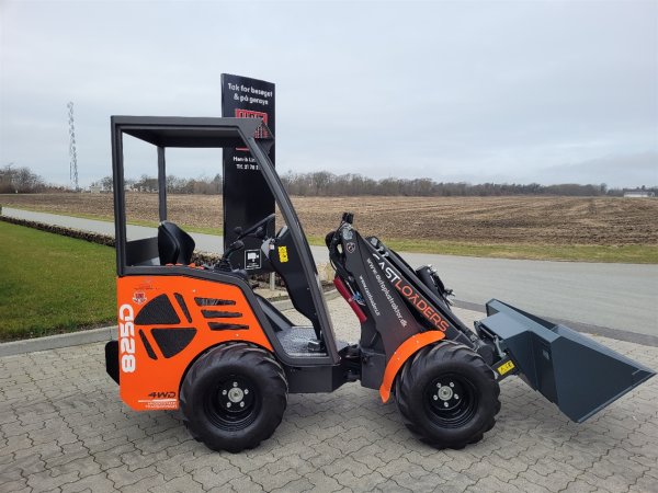 Cast 825 D minilsser 