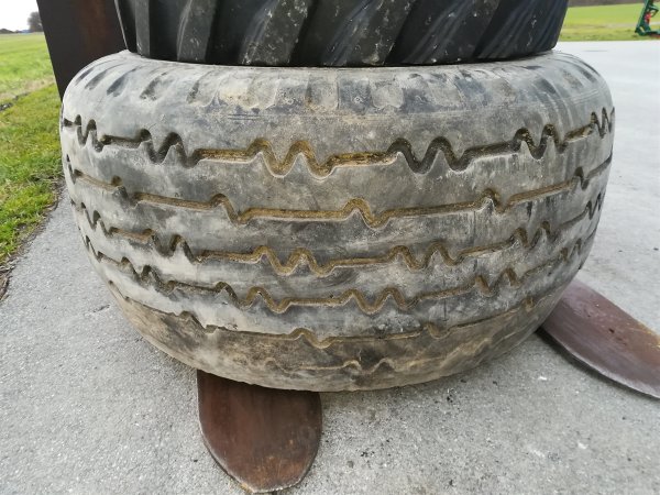 Brugt Dk 400/60x15