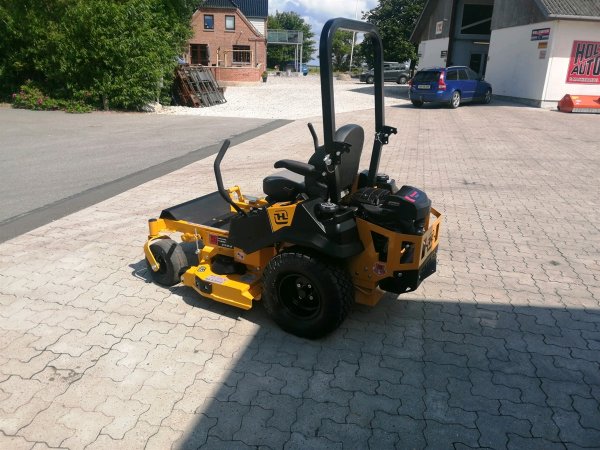 Hustler Fastrak 48 RD