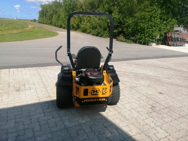 Hustler Fastrak 48 RD