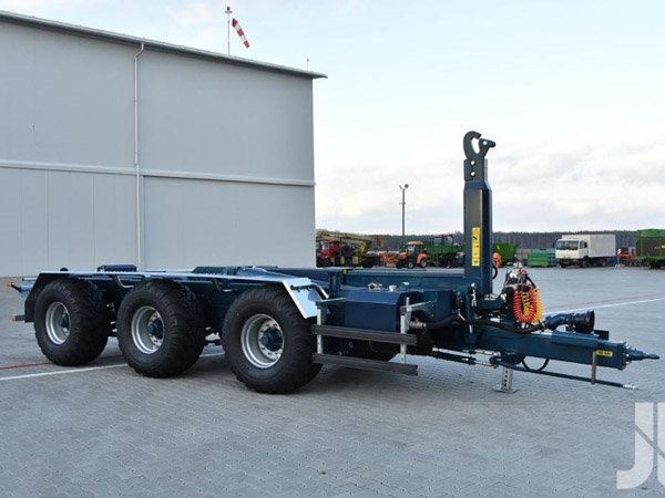 Pronar Kroghejsvogn T-386