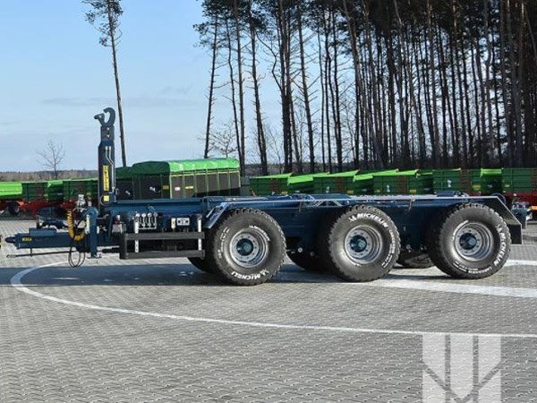 Pronar Kroghejsvogn T-386