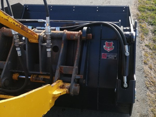 Sigma Pro 4-i-1 skovl